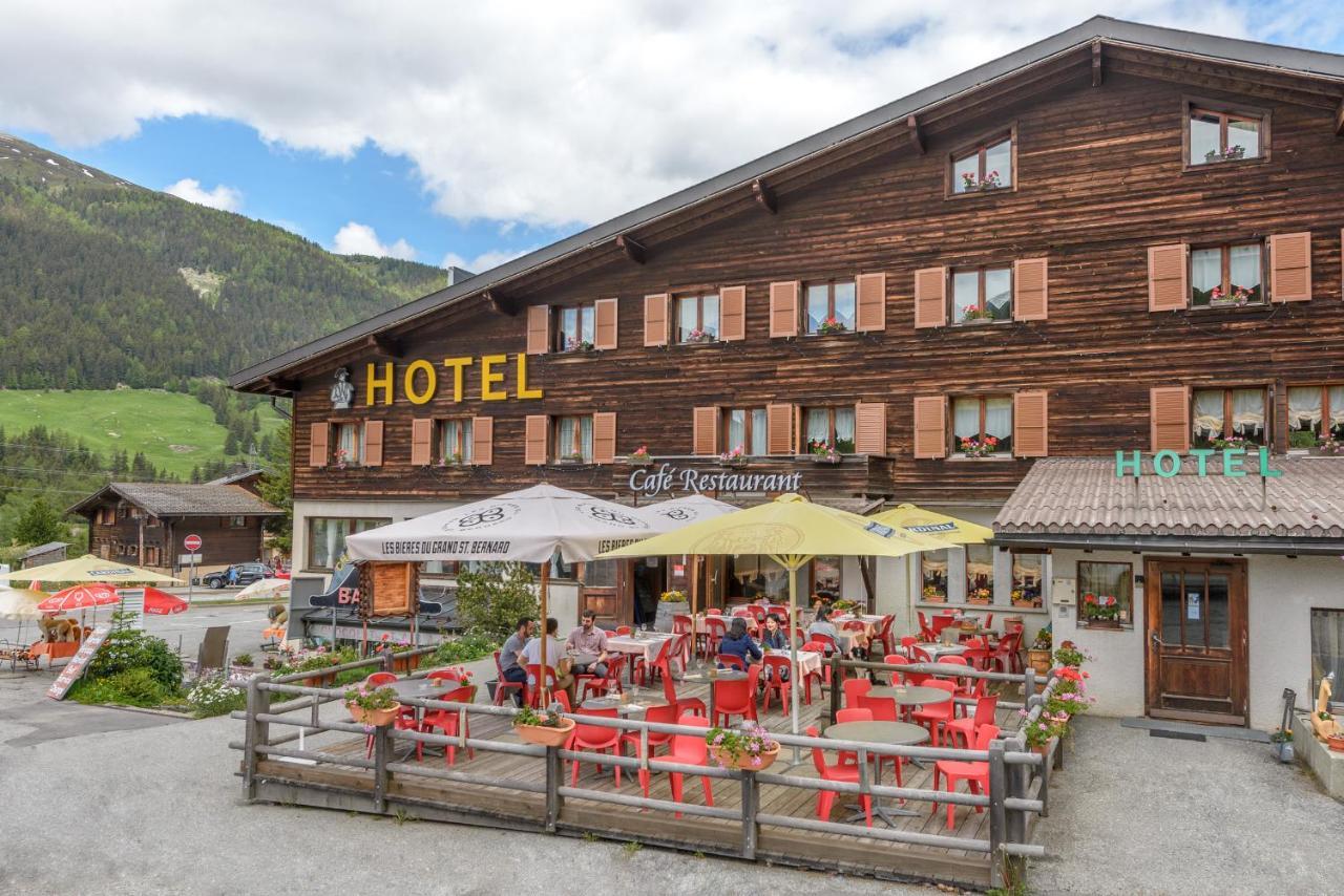 Motel Bivouac De Napoleon Bourg-Saint-Pierre Exterior photo